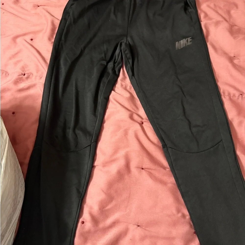 NIKE Youth XL Gray Hoodie Sweatshirt and Black Sweatpants Dri-FIT Apparel Lot - Picture 2 of 13